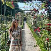 Professeur particulier je donne des cours de chant, piano et espagnol